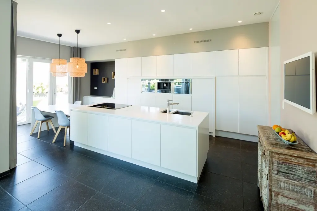 White modular kitchen (representative photo)